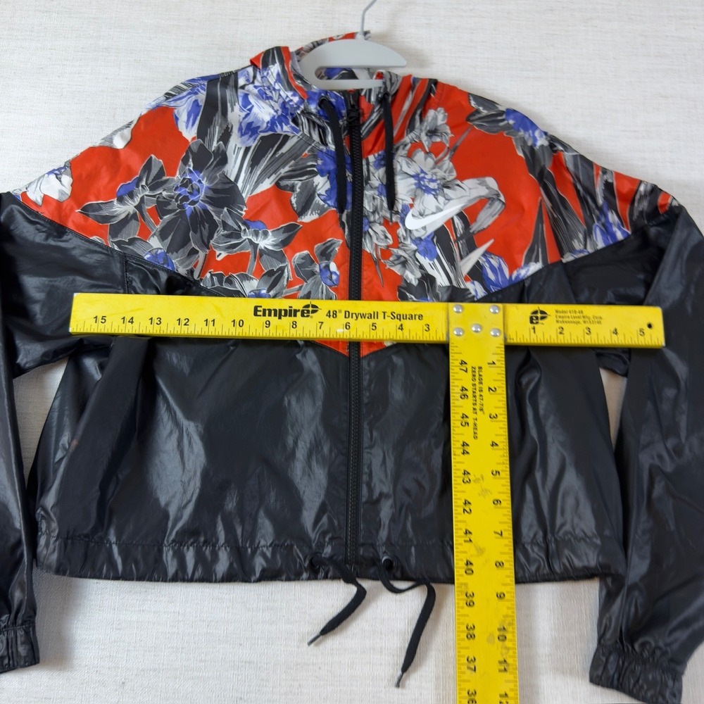 Nike Sportswear Womens S Floral Cropped Windrunner Jacket Black Red Hooded - Picture 7 of 11